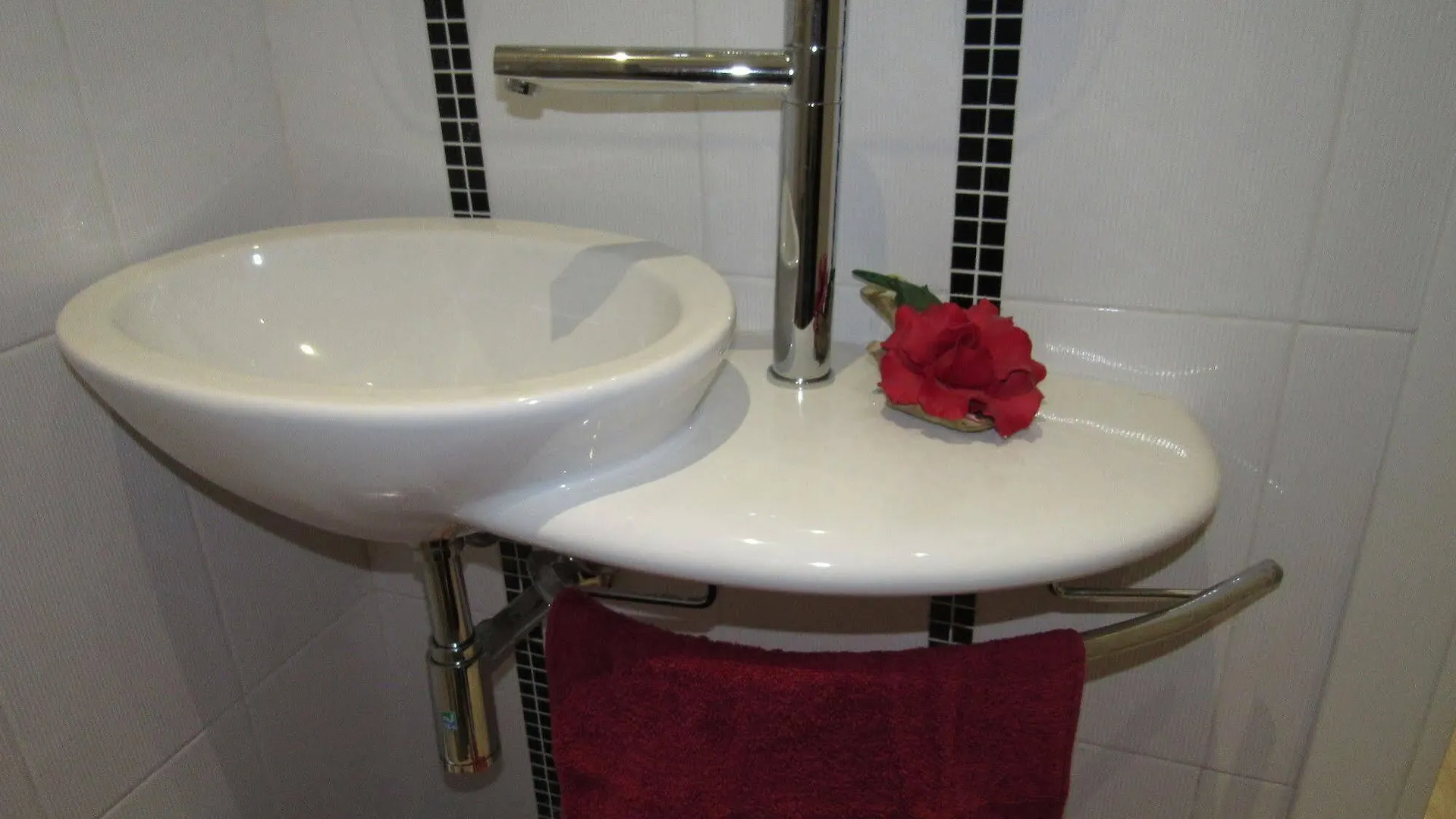 ***  La Voce Del Violino Bed & Breakfast Ragusa Italy