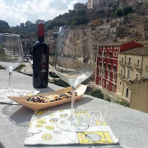 Casa vacanze Aquila Sveva Domus, Ragusa